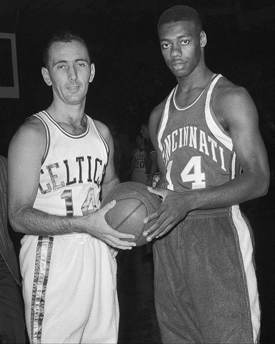 员的伤病而 员的伤病而